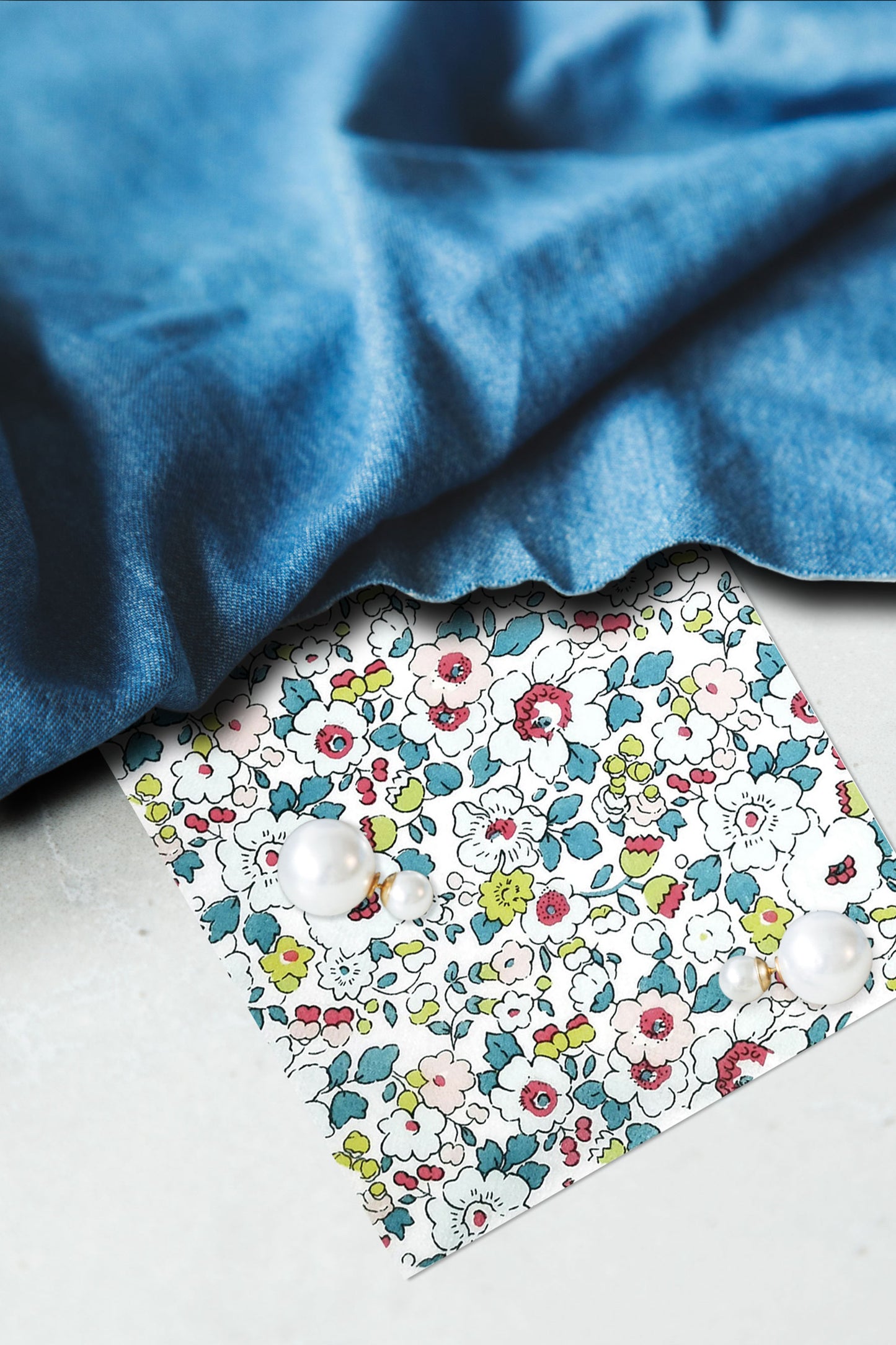 Blue Floral Luncheon Napkins - 20 Per Package